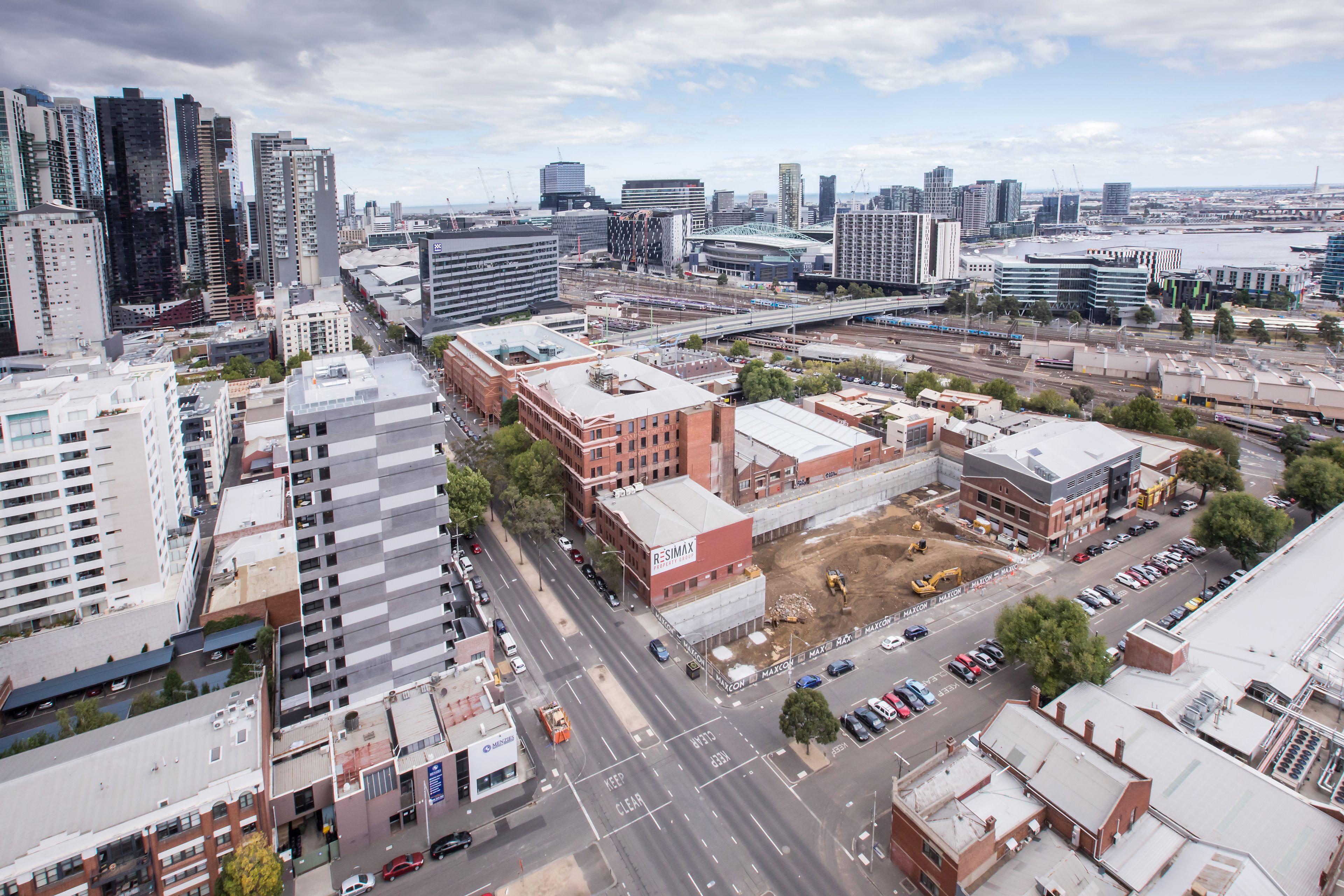 Spencer Street Apartments — Photos 2